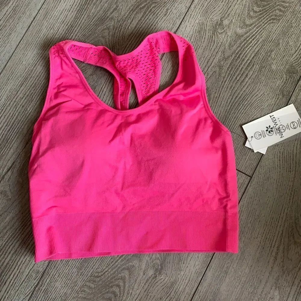 Nine West woman’s sport bra with removable cups